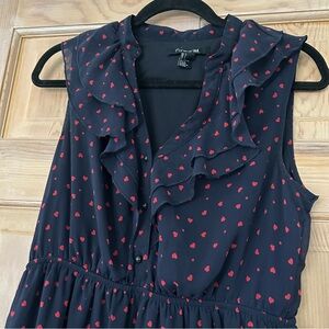 Forever 21 Navy Red Heart Pattern Ruffle Neck Summer Dress Women’s Size Small